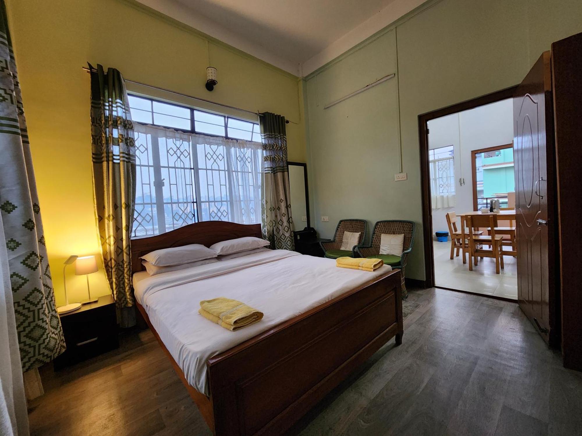 Cafe Sola Bnb Shillong Exterior foto