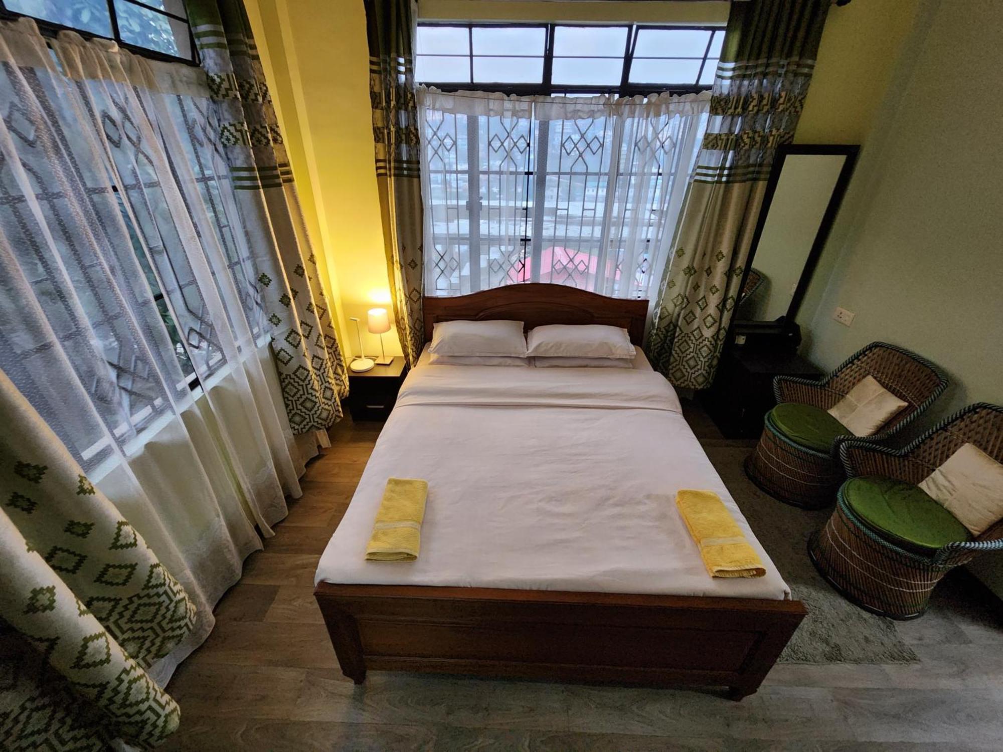 Cafe Sola Bnb Shillong Exterior foto